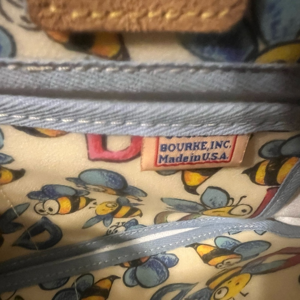 Dooney & Bourke